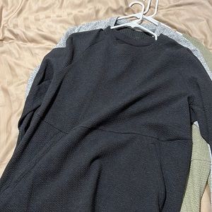 Lululemon Mens at ease crew neck